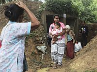 Столкновения на границе Таиланда и Камбоджи, задействована авиация, десятки тысяч беженцев