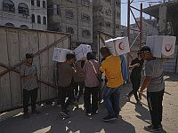 Палестинские медики просят не грабить колонну гуманитарной помощи: там нет продуктов