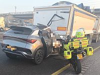 На 6-й трассе автомобиль врезался в грузовик, погиб мужчина