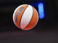 Скандал в женской НБА. На площадку бросили фаллоимитатор