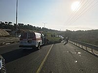 Около Хариша автомобиль сбил трех велосипедистов, погибла женщина