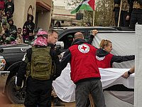 Представитель Красного Креста 