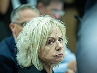 Правительство вновь обсуждает отстранение Гали Баарав-Миары от должности