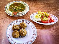 Рестораны адаптируются к клиентам на GLP-1: крошечные порции и бургеры на один укус