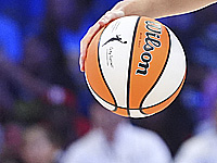 СМИ. Скандал в WNBA с бросками фаллоимитаторов - рекламный трюк криптовалютчиков