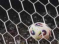 Чемпионат Дании. Лучший игрок матча получил 55 кг картошки