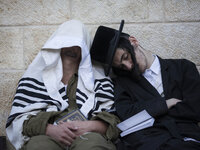 Ультраортодоксальный офицер ушел в отставку после обвинений в неподобающем поведении