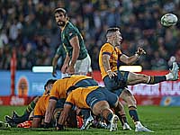 Регби. Австралийцы победили сборную ЮАР, проигрывая 0:22