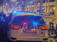 Полиция задержала пляжных воров в Тель-Авиве, семь телефонов возвращены владельцам