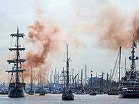 Фестиваль парусников в Амстердаме: сотни исторических судов. Фоторепортаж