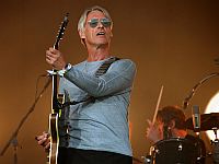 Рок-музыкант подал в суд на фирму, разорвавшую с ним контракт из-за антиизраильских лозунгов