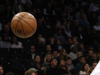 Евробаскет. Немцы разгромили черногорцев, турки - латвийцев. Историческая победа португальцев