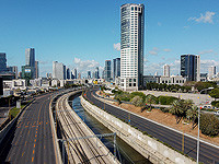 Шоссе Аялон перекрыли на два часа для спасения застрявшего в канализации ребенка