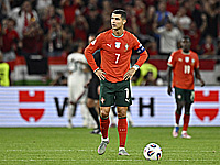 Криштиану Роналду реализовал пенальти и повторил мировой рекорд