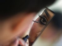 Длинные ресницы воспринимаются как признак открытости к случайным отношениям