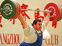 Умер российский тяжелоатлет, олимпийский чемпион