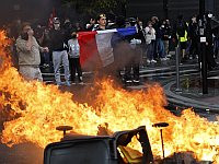 Франция готовится к массовым демонстрациям: ожидаются 800 тысяч участников