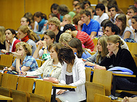 ИИ обнаруживает скрытые признаки депрессии в выражении лиц студентов