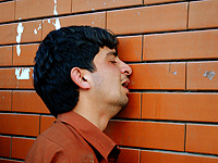 Недостаток сна может привести к накоплению опасных токсинов в мозге