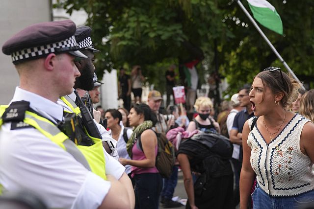 Демонстрация в поддержку Palestine Action в Лондоне. Фоторепортаж
Демонстрация в поддержку Palestine Action в Лондоне. Фоторепортаж