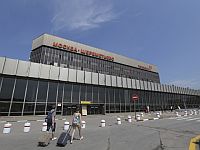 В аэропорту Шереметьево столкнулись два самолета