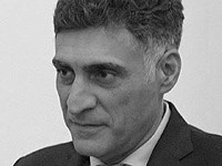 Умер кинорежиссер и телеведущий Тигран Кеосаян