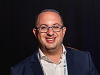 Полиция вернула телефон журналисту Цвике Кляйну