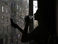 Сладкие напитки связаны с риском депрессии у женщин