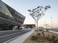 Хуситский БПЛА упал в районе аэропорта 