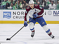 Начался сезон в НХЛ. Рекорд Маккиннона. Результаты матчей