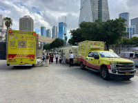 На Площади Похищенных установлена мобильная станция сбора донорской крови