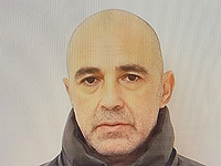 Полиция просит помощи в розыске подозреваемого в нападении на женщину