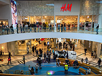 Торговый центр в Рамат-Гане устроил для бывших заложников 