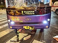В Холоне автобус сбил подростка, ехавшего на электросамокате