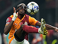 Испанцы обыграли 