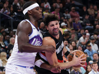 Дени Авдия набрал 20 очков. 