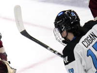 Женский чемпионат Швеции по хоккею. Саманта Коган забила два гола