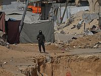 Египет ввел в Газу технику и персонал для помощи в поиске тел погибших