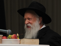 Раввин Ицхак Гинзбург разъяснил свою похвалу в адрес левых