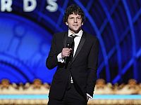 Джесси Айзенберг пожертвует почку незнакомцу Джесси Айзенберг пожертвует почку незнакомцу