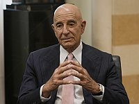 Том Баррак:  Том Баррак: