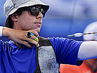 Стрельба из лука. Израильтянин Рои Дрор завоевал серебряную медаль в Швейцарии