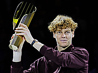 Янник Синнер стал победителем турнира в Париже и первой ракеткой мира