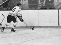 Умер известный канадский хоккеист Мел Бриджмен