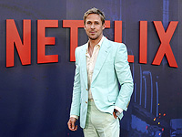 Канадскому актеру Райану Гослингу – 45. Фотогалерея