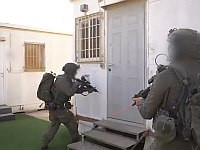 Продолжаются армейские учения 