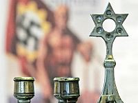 Американский карикатурист выпустил книгу по рассказам еврейских детей, написанным до Холокоста Американский карикатурист выпустил книгу по рассказам еврейских детей, написанным до Холокоста