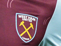 16-летняя израильтянка подписала контракт с  16-летняя израильтянка подписала контракт с