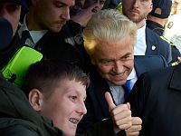 В Нидерландах проходят внеочередные парламентские выборы