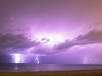 Минздрав предупредил об опасности купания из-за стока в море ливневых вод Минздрав предупредил об опасности купания из-за стока в море ливневых вод